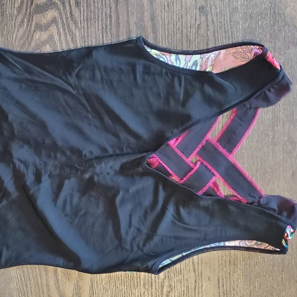 Womens tank made by Garella Size 3 (M) - Picture 2 of 3